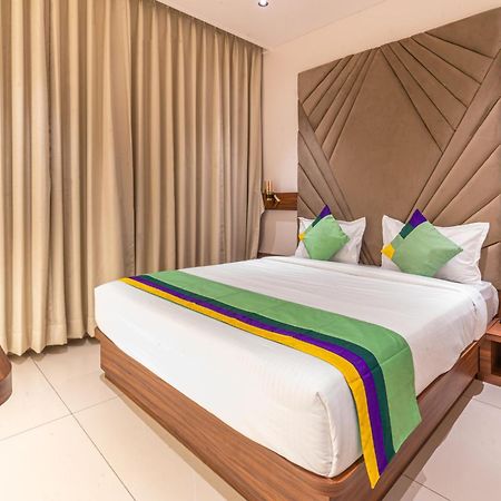 Treebo Premium Heritage Grand -Majiwada Thane Bagian luar foto