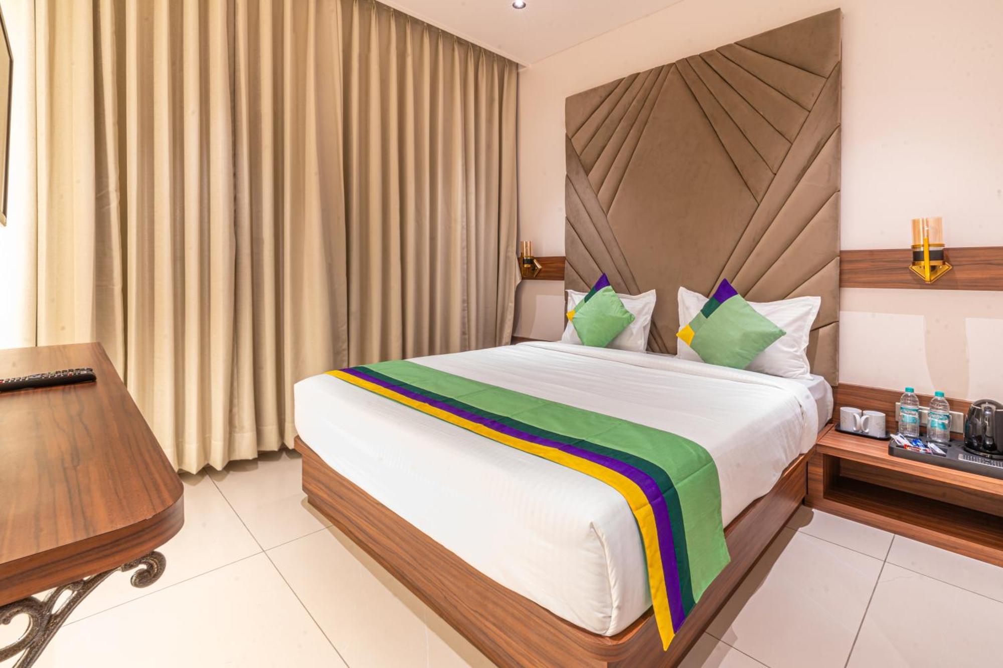 Treebo Premium Heritage Grand -Majiwada Thane Bagian luar foto