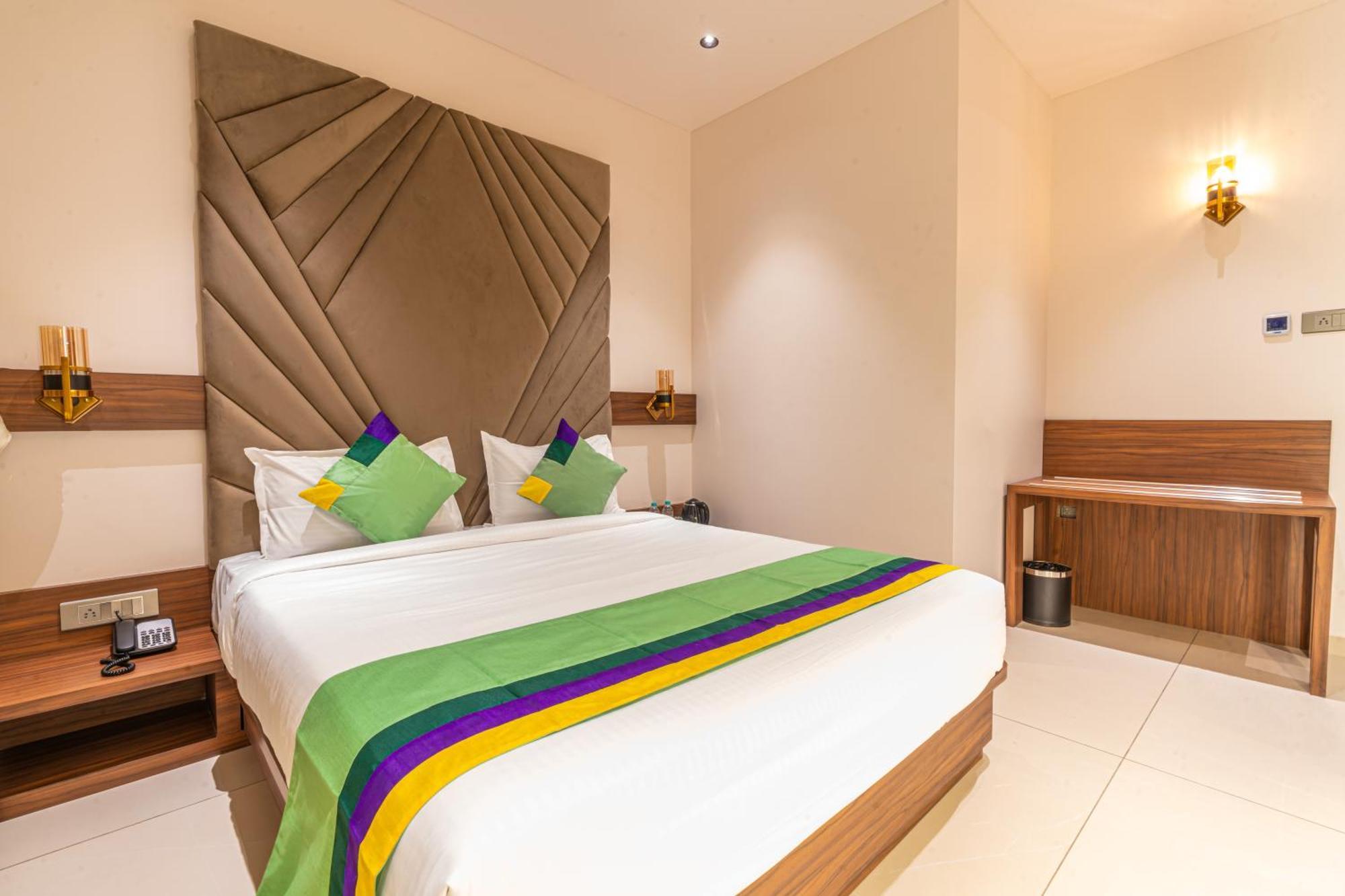Treebo Premium Heritage Grand -Majiwada Thane Bagian luar foto