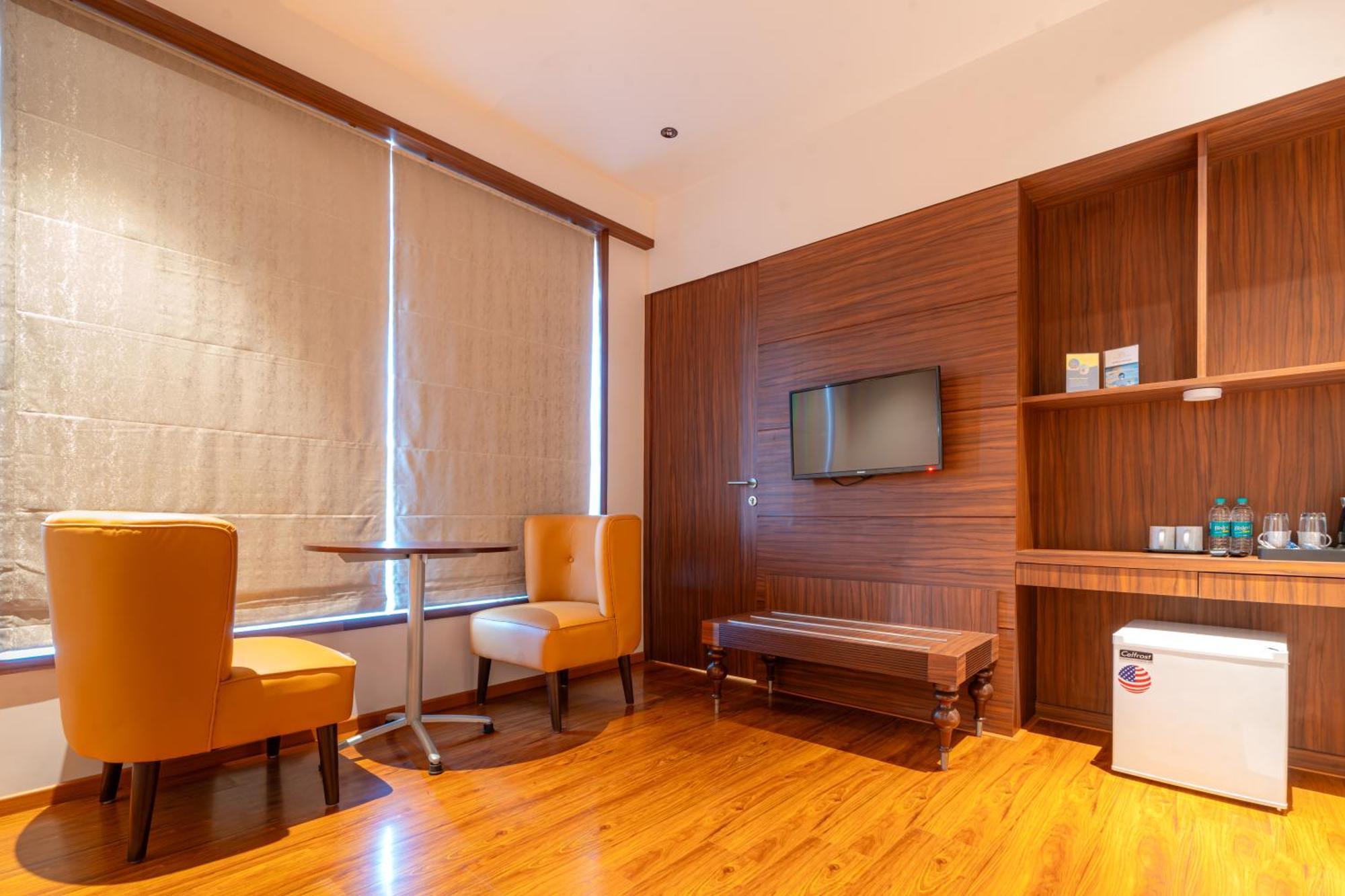 Treebo Premium Heritage Grand -Majiwada Thane Bagian luar foto